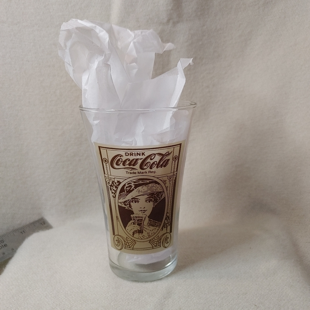 𝅺coca Cola Re-creation Flare Glass 16oz